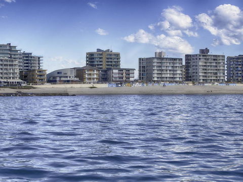 Carinya Gardens 15 - Kawana Tourism 1