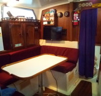 Casual fare sailing charters Townsville - ocean living - cruise - Kawana Tourism