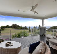 Caves Luxury Beachside Escape - literally across the road from Surf Club - Kawana Tourism