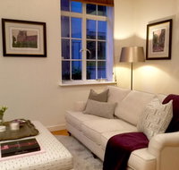 CBD Little Paris - StayCentral - Kawana Tourism