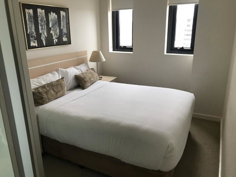 CBD Penthouse View Apartment - Kawana Tourism 3