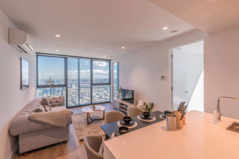 CBD Spectacular View 2 Bedroom Apt @Victoria One - Kawana Tourism 3