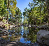 Cedar Creek Lodges - Kawana Tourism