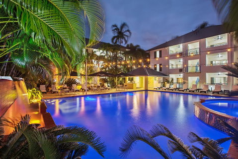 Central Plaza Port Douglas - Kawana Tourism 0