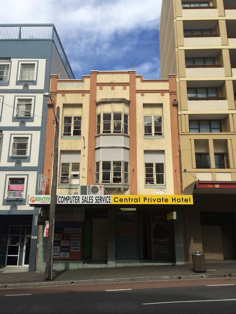 Central Private Hotel - Kawana Tourism 3