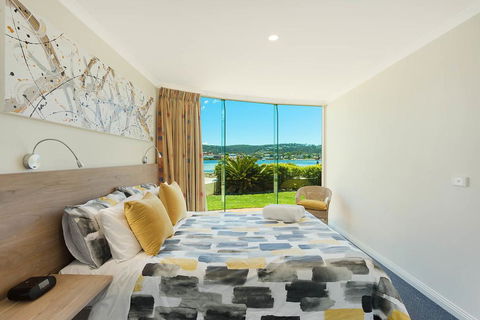 Cetacea Luxury Apartments - Kawana Tourism 0
