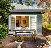 Charming Mountain Cottage - Kawana Tourism