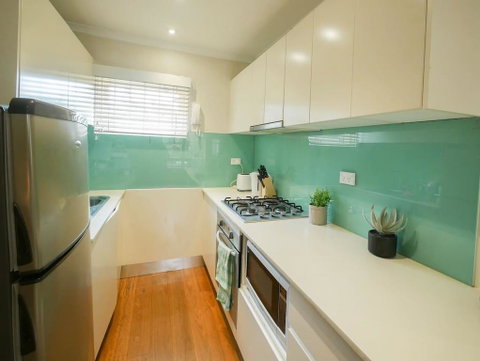 Chic, Pet Friendly & 500m To The Beach W/ Parking - Kawana Tourism 3