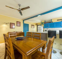 Clifton Beach House - Kawana Tourism