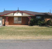 Close to Tea Gardens Waterfront