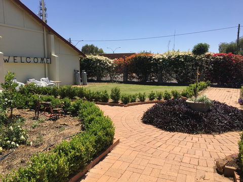 Club Boutique Hotel Cunnamulla - Kawana Tourism 1