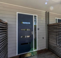COASTAL SOUL VILLA  BROADBEACH - Kawana Tourism