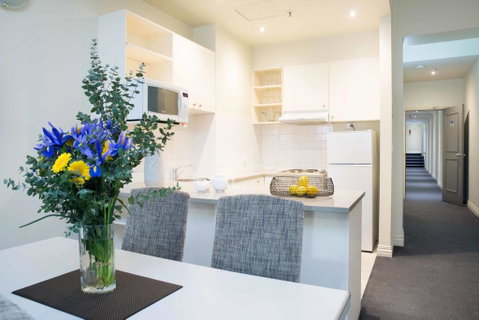 Collins Hotel - Kawana Tourism 2