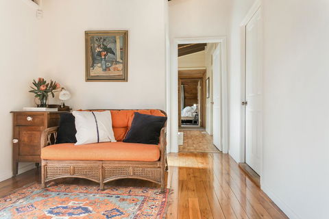 Cooee Cottage - Kawana Tourism 2