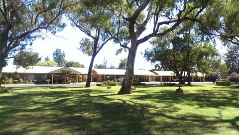 Cooee Motel - Kawana Tourism 0