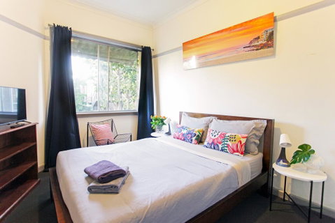 Coogee Beach House - Kawana Tourism 0