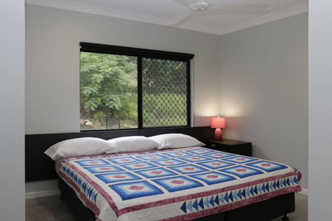 Cooktown Harbour View Luxury Apartments - Kawana Tourism 1