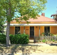 Cooma Cottage - Kawana Tourism