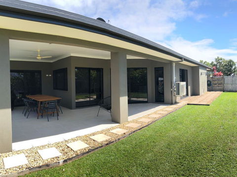 Cooya Beach - Ultimate Tropical Getaway - Kawana Tourism 0