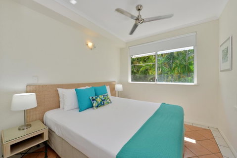 Coral Apartments Port Douglas - Kawana Tourism 1