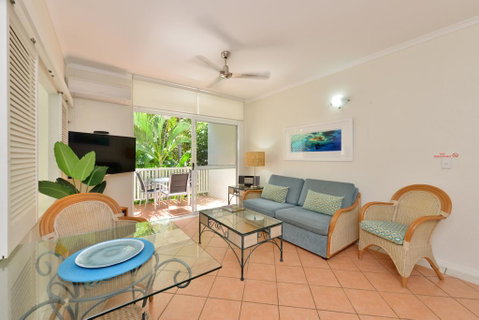 Coral Apartments Port Douglas - Kawana Tourism 3