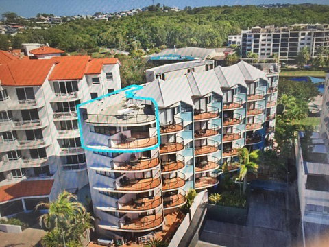 Coral Sea Views Private Beachfront - Kawana Tourism 0