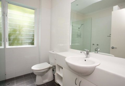 Coral Sea Villas - Kawana Tourism 1