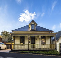 Corinda Contemporary - Kawana Tourism