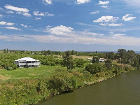 Cornwallis House - Kawana Tourism 1