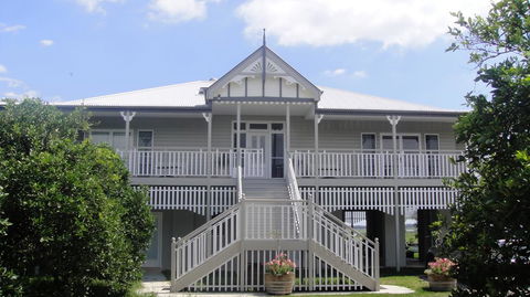Cornwallis House - Kawana Tourism 3