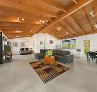 Corroboree Spa Cabin- Eaglereach - Kawana Tourism