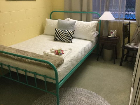 Cosy Bed & Breakfast - Kawana Tourism 2