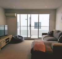 Cosy Modern Apartment in Brunswick - Kawana Tourism