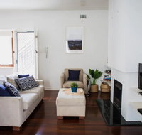 Cottesloe Beach Villa With Large Courtyard Sleeps 4 - Kawana Tourism