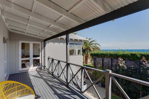 Cottesloe Executive Beach House - Kawana Tourism 1