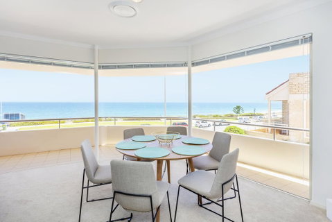 Cottesloe Ocean View House - Kawana Tourism 2