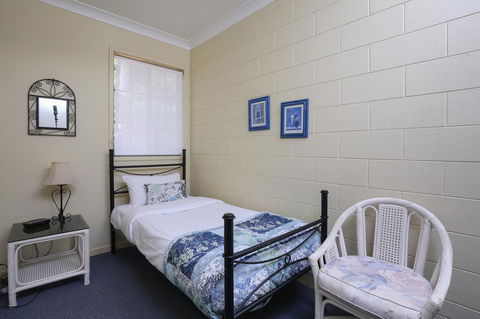Country Lodge Motel - Kawana Tourism 3