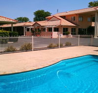 Country Roads Motor Inn - Kawana Tourism