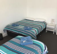 Crown Inn Hotel - Kawana Tourism