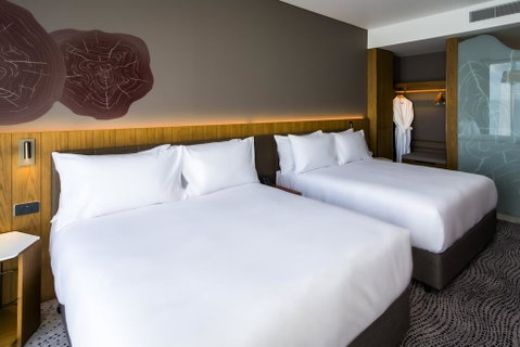 Crowne Plaza Hobart - Kawana Tourism 3
