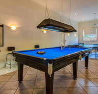 Cuttriss by the Beach - Kawana Tourism