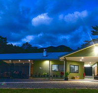 Daintree Peaks ECO Stays - Kawana Tourism