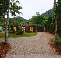 Daintree Rainforest Beach House - Kawana Tourism