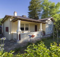 Darling House Castlemaine - Kawana Tourism