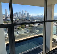 Darlinghurst Spacious apartment with balcony and pool with harbour views - Kawana Tourism