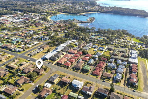 Deering 106, ULLADULLA - Kawana Tourism 1