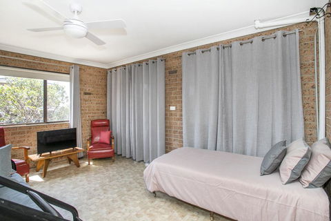 Deering 106, ULLADULLA - Kawana Tourism 0