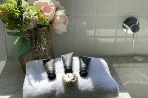 Delicate And Peaceful Bundoora Townhouse 11 - Kawana Tourism 2