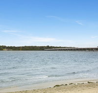 Delightful Duplex on Rose Ct Bongaree - Kawana Tourism