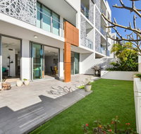 Designer Beach Apartment - Saffire Mooloolaba - Kawana Tourism